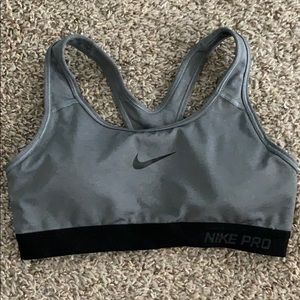 Sports bra